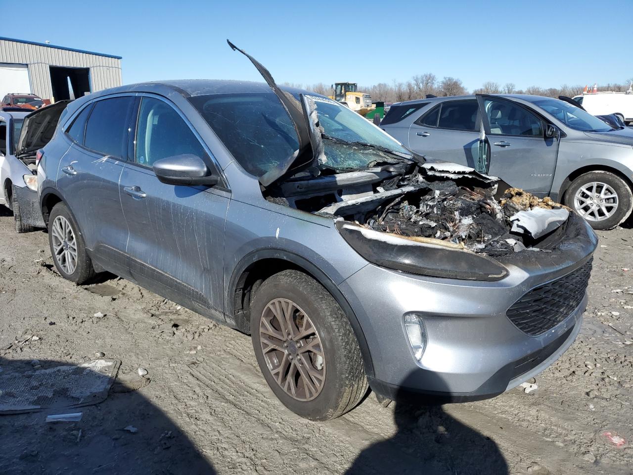 2022 Ford Escape VIN 1FMCU9H60NUA98246 Copart auction photo, burn - engine damage thumbnail 4