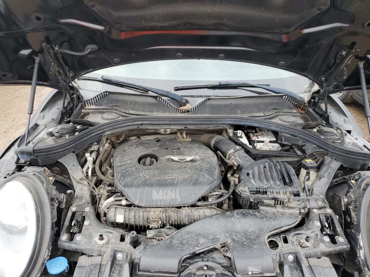 2017 MINI Cooper VIN WMWLU5C52H2E82086 Copart auction photo, rear end / minor dent/scratches damage thumbnail 11
