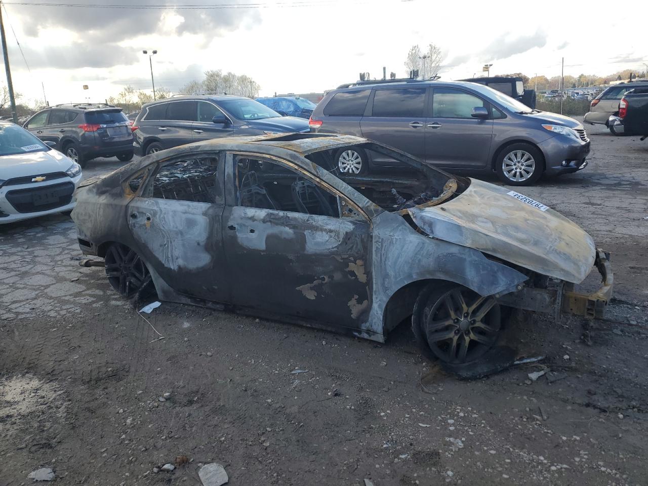 2019 KIA Forte VIN 3KPF34AD7KE035784 Copart auction photo, front end / burn damage thumbnail 4