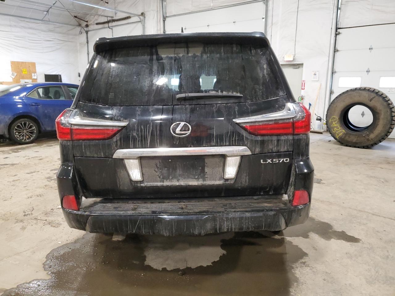 2017 Lexus LX VIN JTJHY7AX2H4227448 Copart auction photo, front end / side damage thumbnail 6