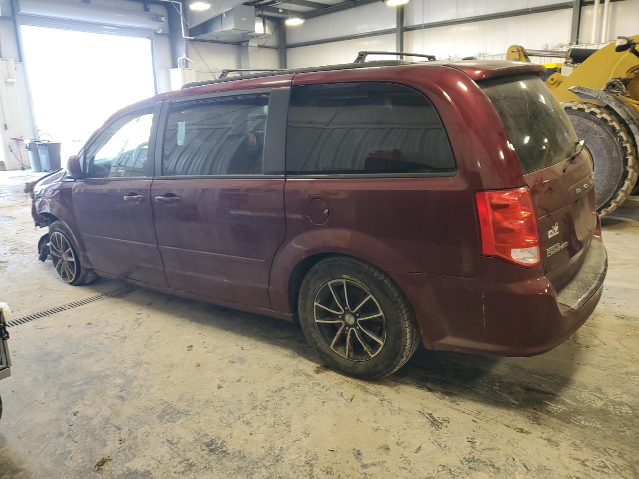 2017 Dodge Caravan VIN 2C4RDGEGXHR731658 Copart auction photo, front end damage thumbnail 2