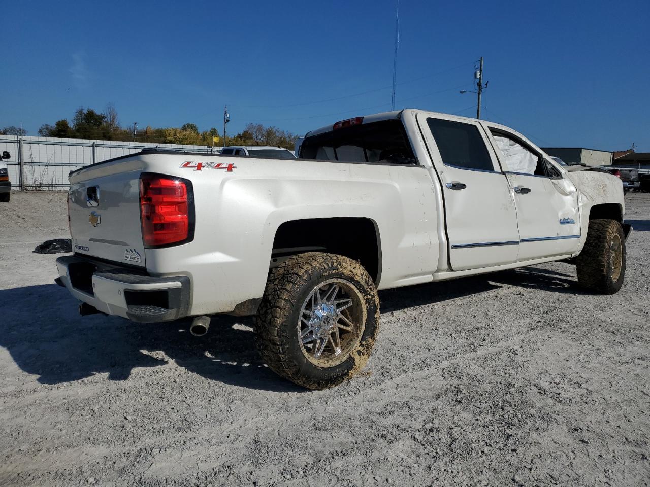 2015 Chevrolet Silverado VIN 3GCUKTEC7FG134945 Copart auction photo, front end / side damage thumbnail 3