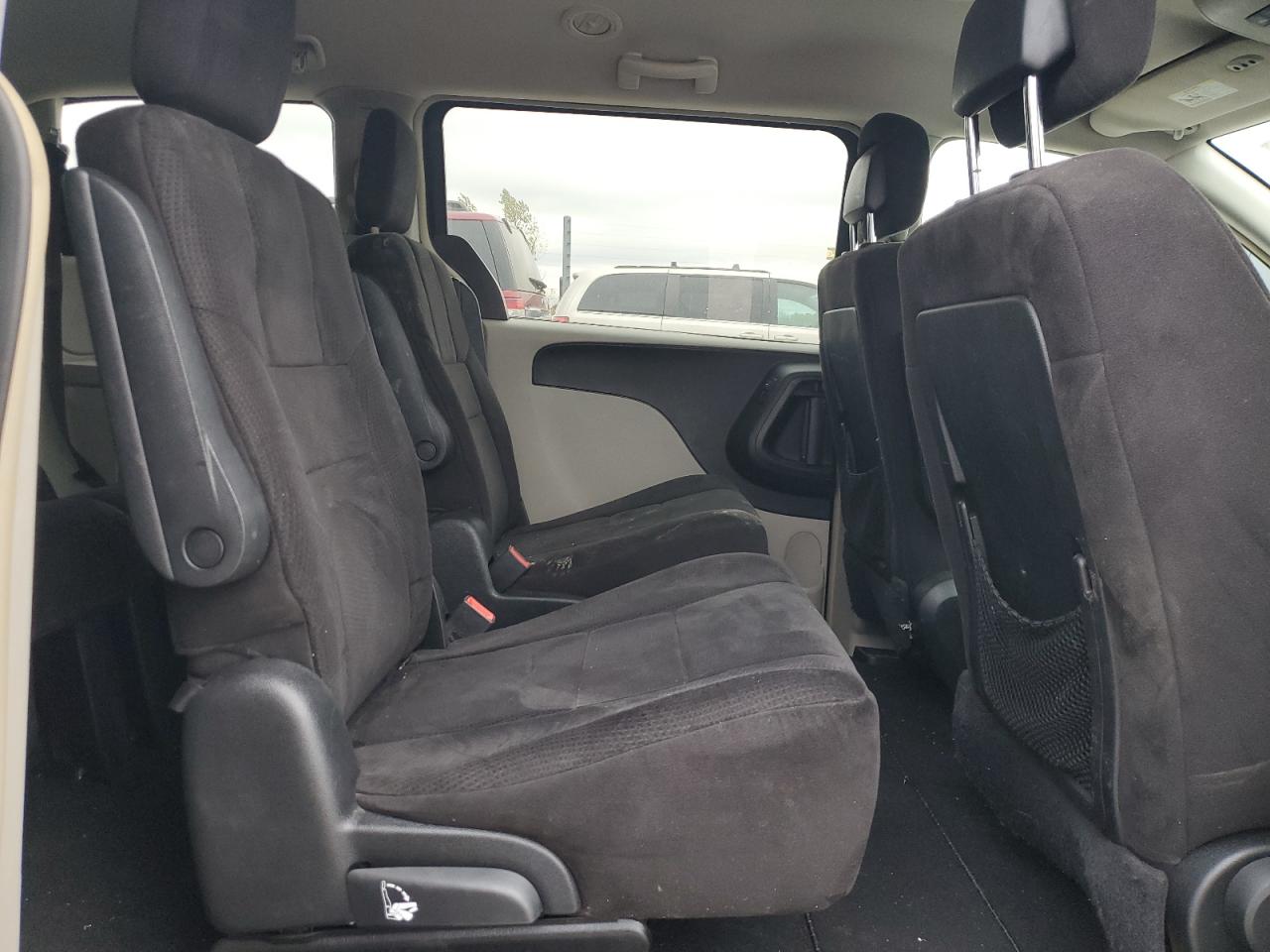 2011 Chrysler Town & Country VIN 2A4RR5DGXBR614817 Copart auction photo, front end / undercarriage damage thumbnail 11