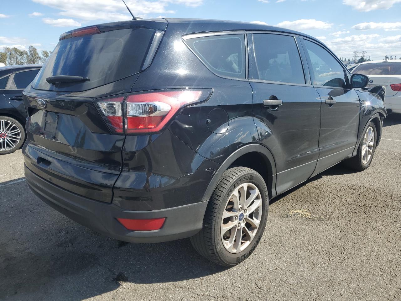 2017 Ford Escape VIN 1FMCU0F76HUB89632 Copart auction photo, front end damage thumbnail 3