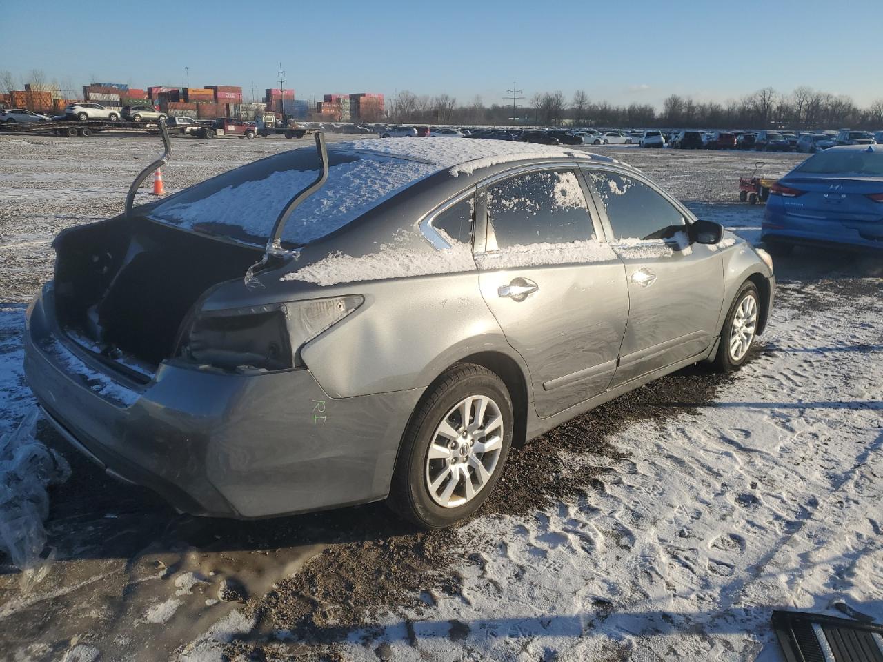2015 Nissan Altima VIN 1N4AL3AP3FN920232 Copart auction photo, rear end damage thumbnail 3