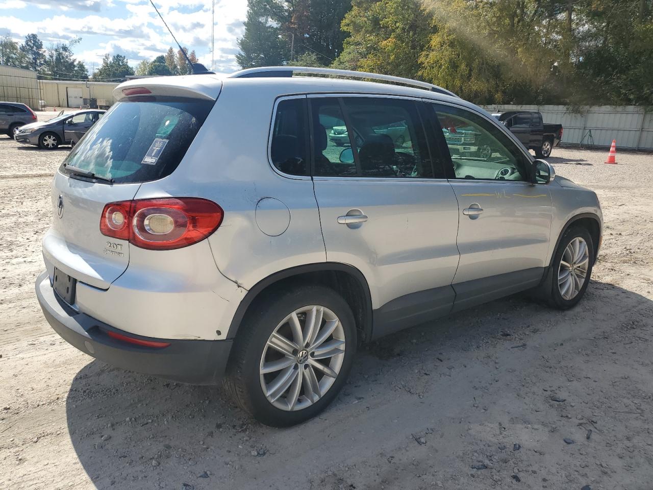 2009 Volkswagen Tiguan VIN WVGBV75N99W526284 Copart auction photo, water/flood damage thumbnail 3