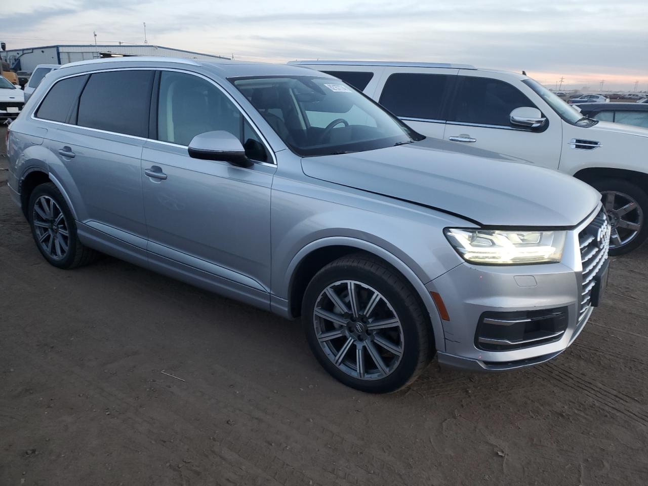 2017 Audi Q7 VIN WA1VAAF71HD056668 Copart auction photo, rear end / side damage thumbnail 4