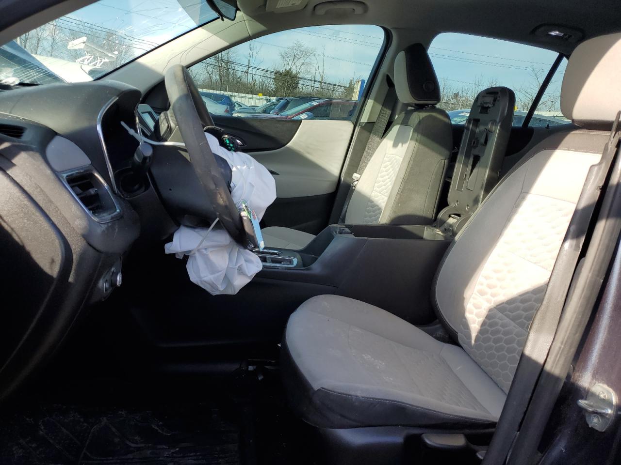 2019 Chevrolet Equinox VIN 3GNAXHEV9KL220530 Copart auction photo, front end / side damage thumbnail 7