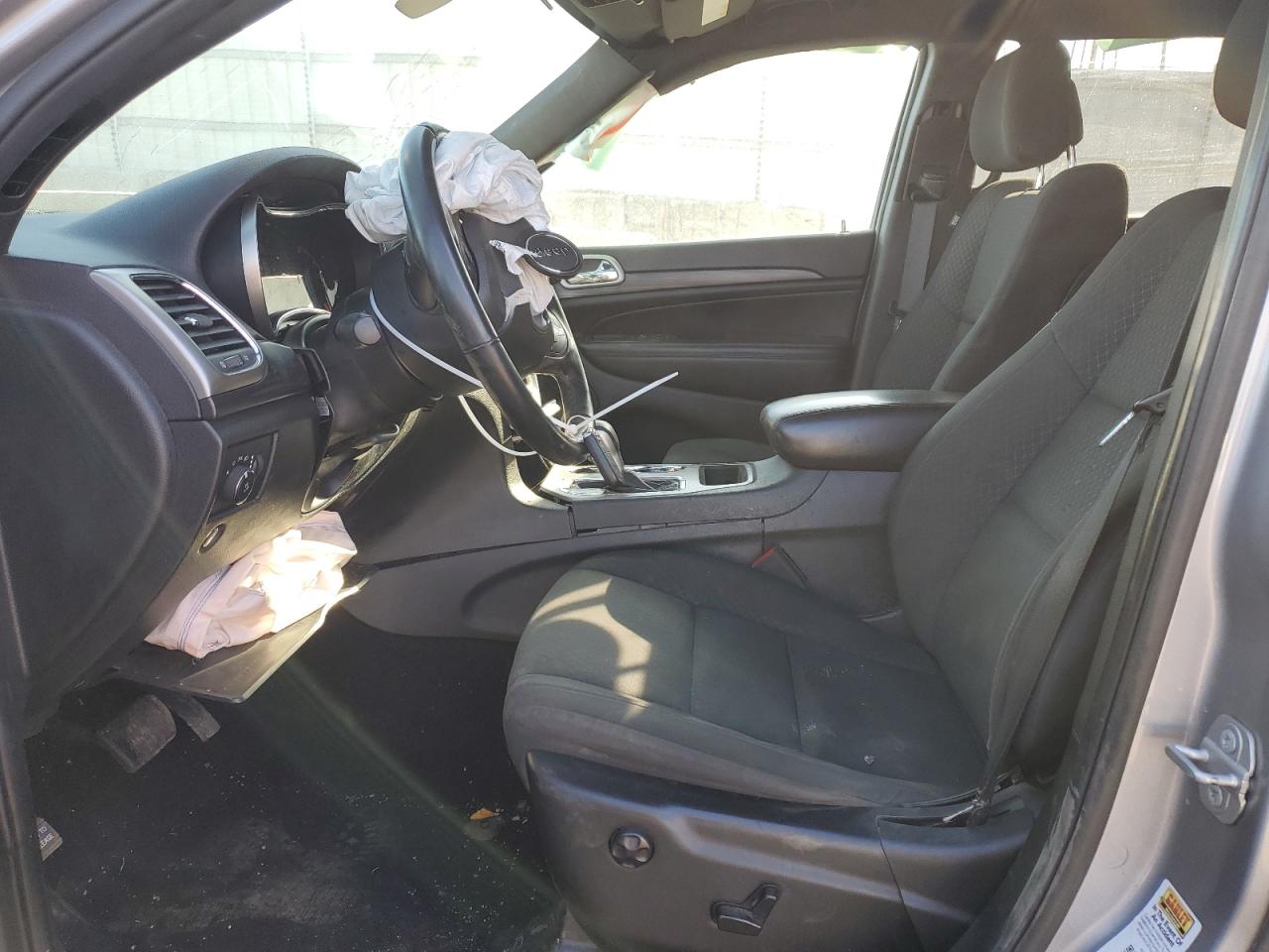 2019 Jeep Grand Cherokee VIN 1C4RJFAG5KC720253 Copart auction photo, front end / side damage thumbnail 7