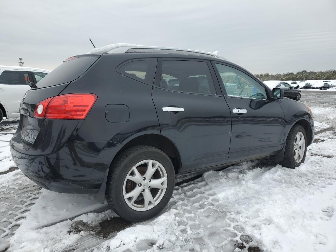 2010 Nissan Rogue VIN JN8AS5MV2AW116207 Copart auction photo, front end / minor dent/scratches damage thumbnail 3