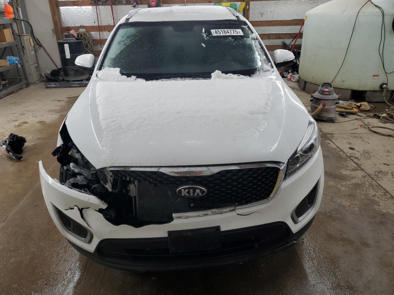 2016 KIA Sorento VIN 5XYPGDA31GG086143 Copart auction photo, front end damage thumbnail 5