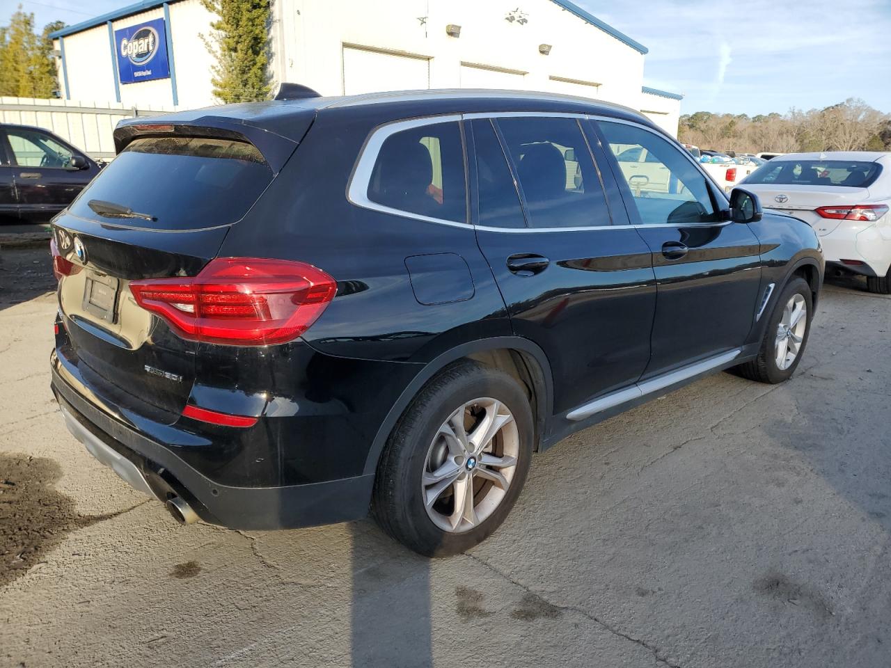 2019 BMW X3 VIN 5UXTR7C5XKLR43791 Copart auction photo, front end damage thumbnail 3