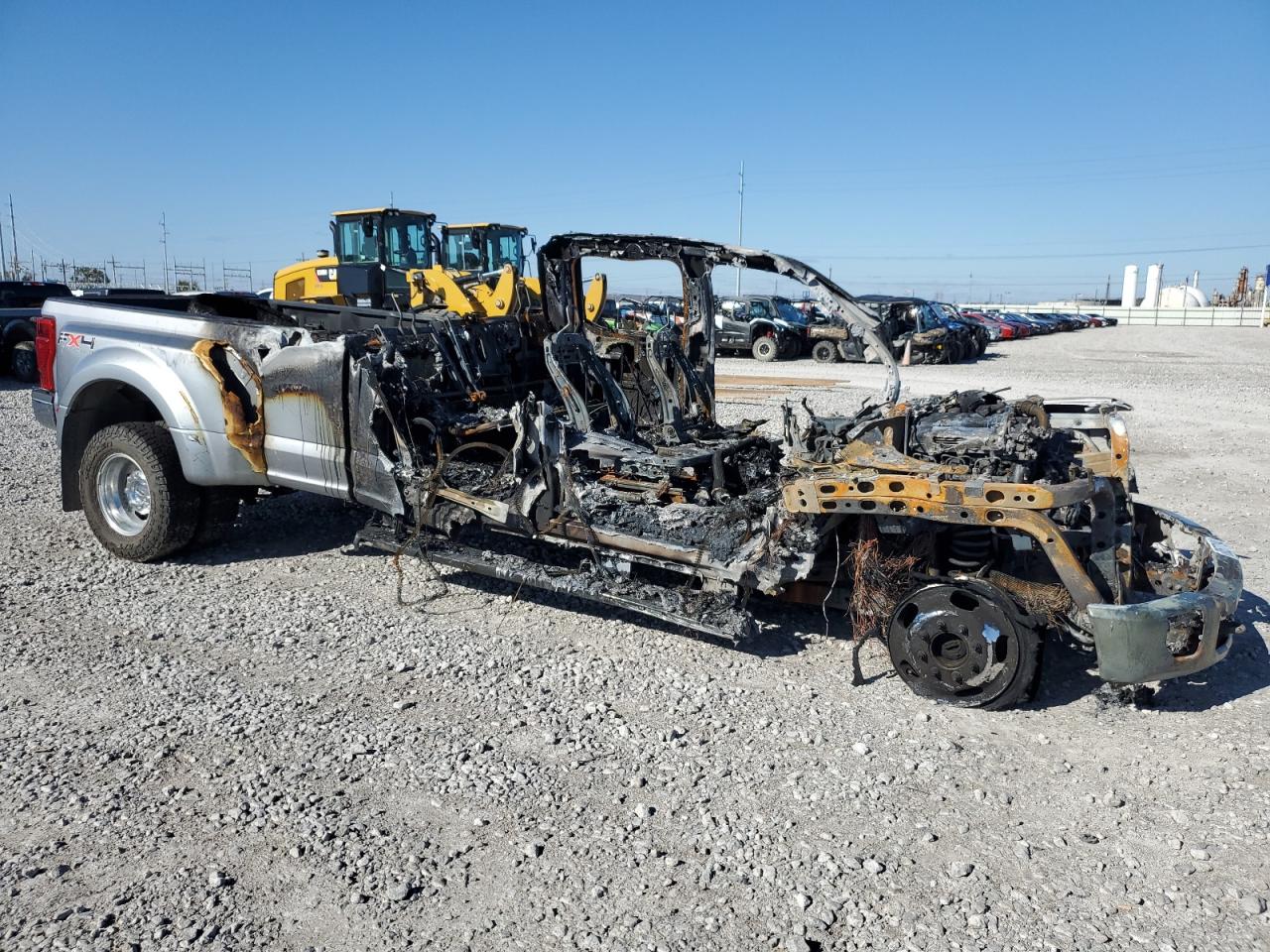 2022 Ford F350 VIN 1FT8W3DT6NEC24844 Copart auction photo, burn / minor dent/scratches damage thumbnail 4