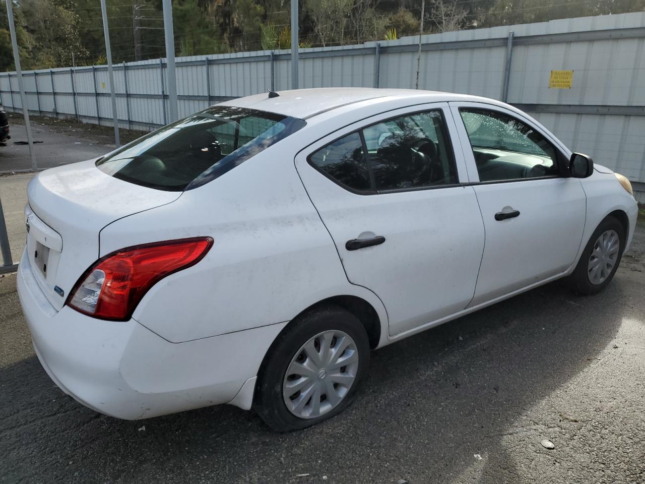 2013 Nissan Versa VIN 3N1CN7APXDL846408 Copart auction photo, mechanical damage thumbnail 3