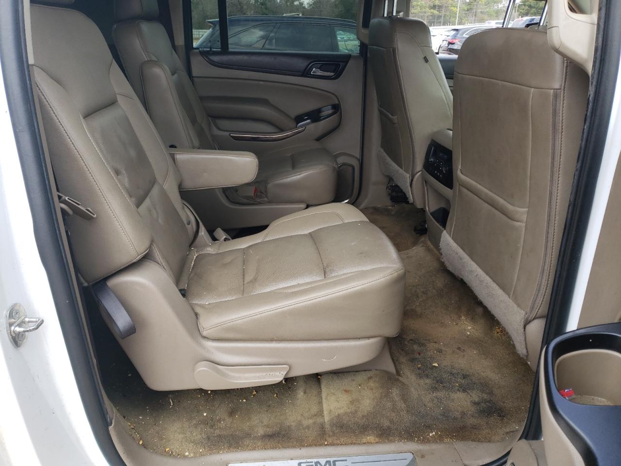 2017 GMC Yukon VIN 1GKS1GKC3HR224610 Copart auction photo, front end / minor dent/scratches damage thumbnail 11