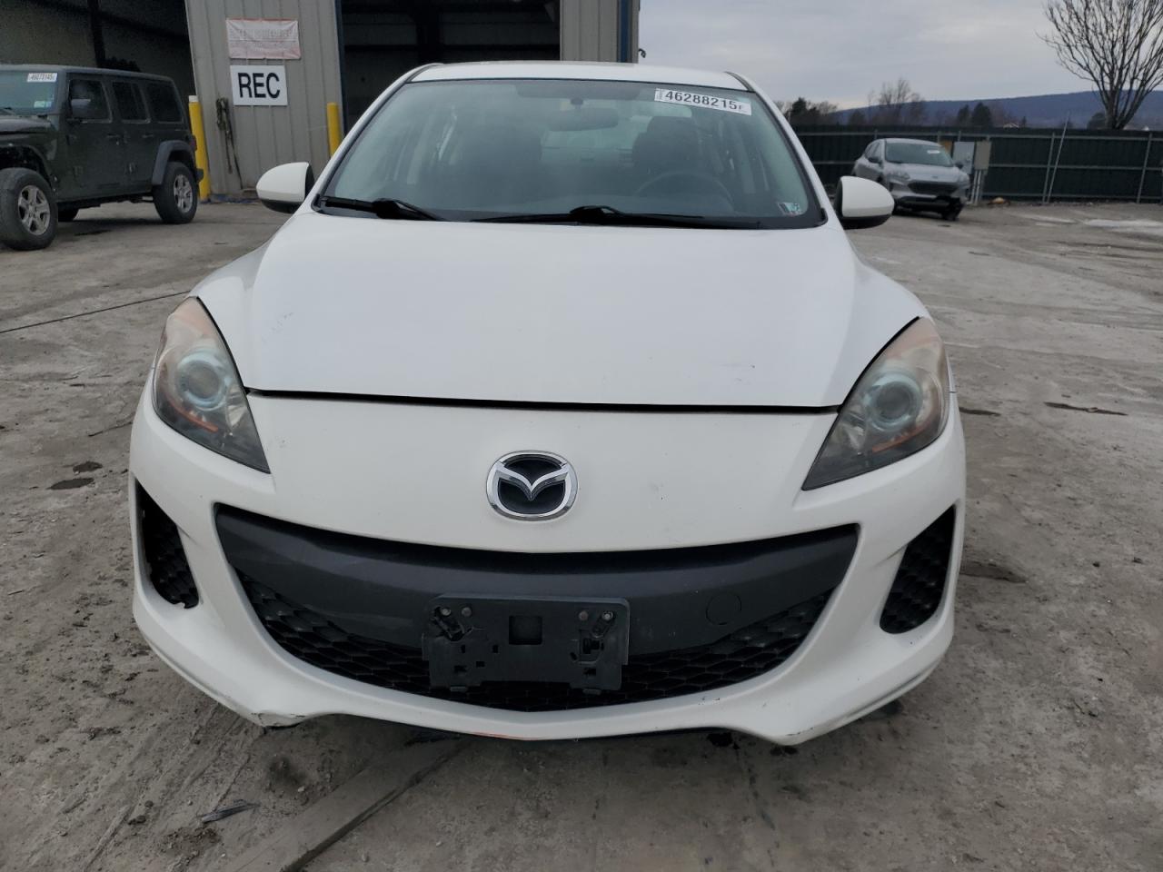 2013 Mazda 3 VIN JM1BL1UP0D1789957 Copart auction photo, side / rear end damage thumbnail 5