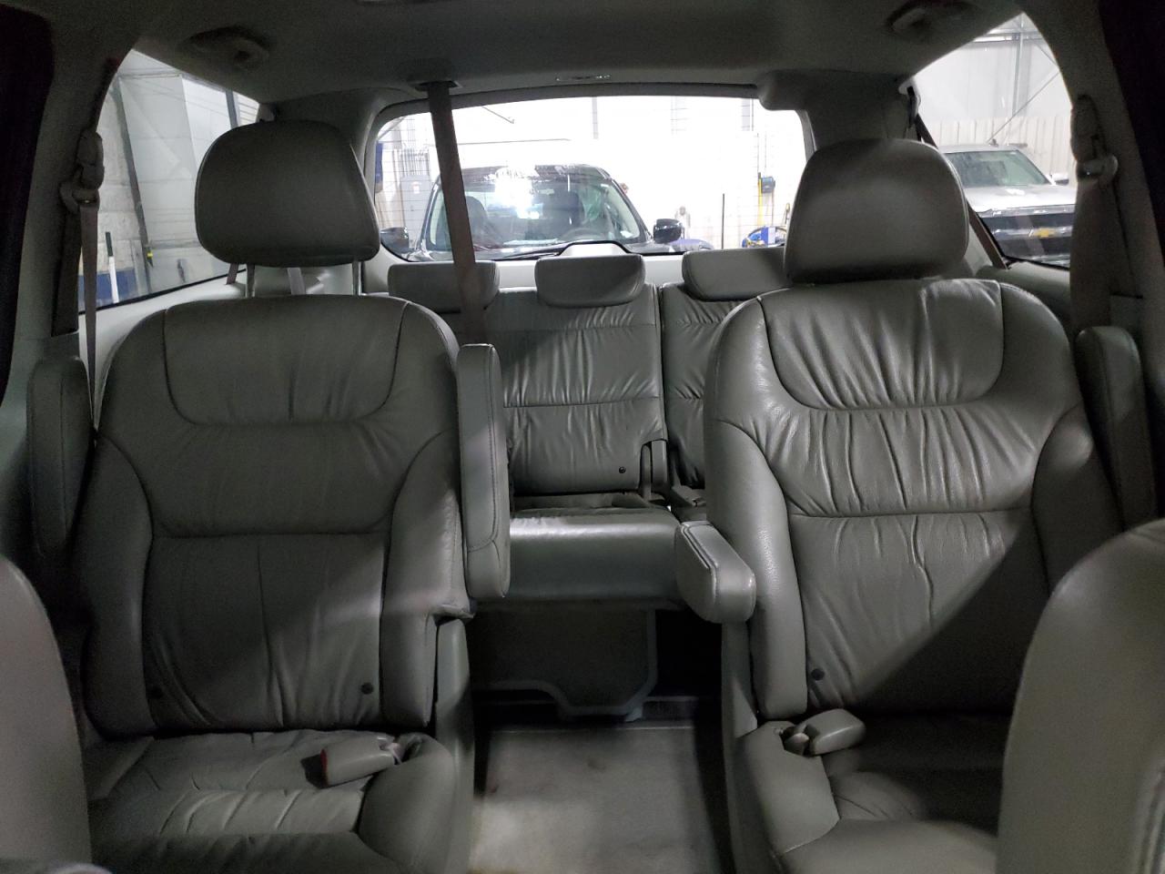 2007 Honda Odyssey VIN 5FNRL388X7B100046 Copart auction photo, rear end damage thumbnail 10
