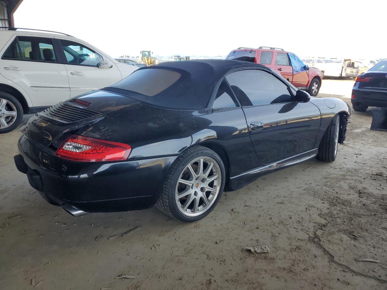 2000 Porsche 911 VIN WP0CA2996YS650507 Copart auction photo, rear end / front end damage thumbnail 3
