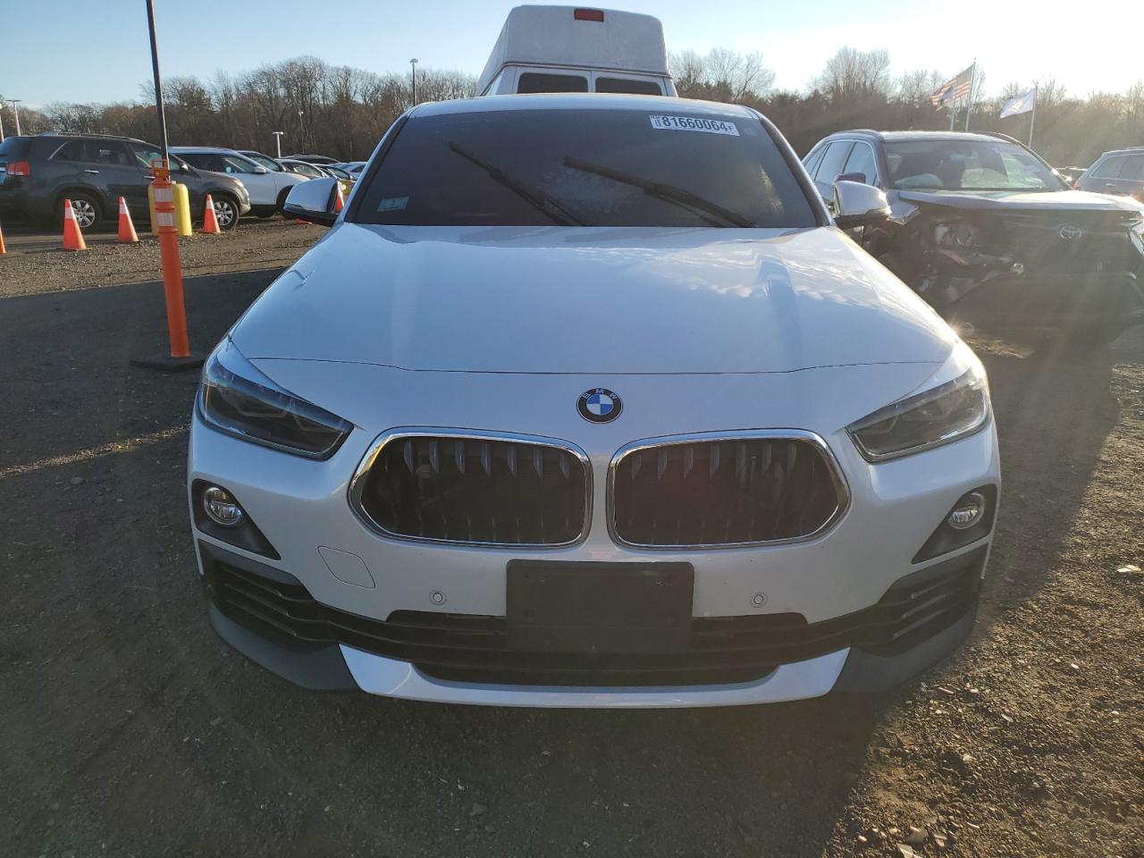 2018 BMW X2 VIN WBXYJ5C33JEF73634 Copart auction photo, burn - interior damage thumbnail 5