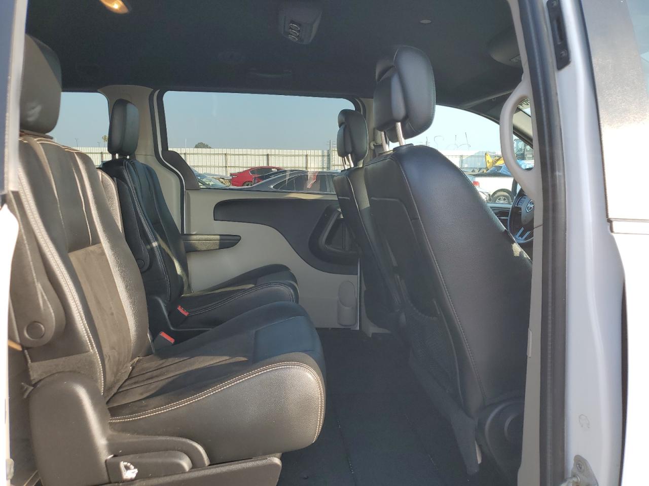 2019 Dodge Caravan VIN 2C4RDGCG2KR656397 Copart auction photo, front end damage thumbnail 11