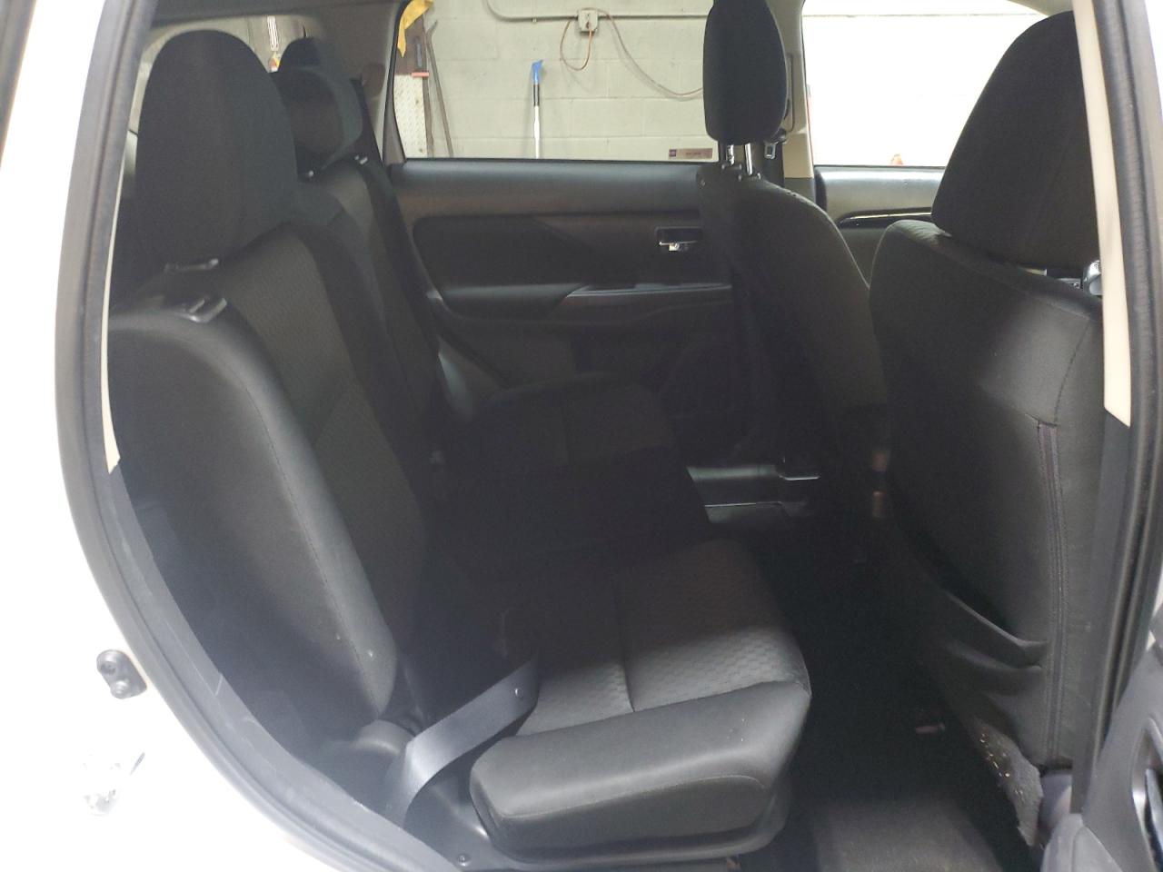 2014 Mitsubishi Outlander VIN JA4AZ3A38EZ016402 Copart auction photo, top/roof / front end damage thumbnail 11