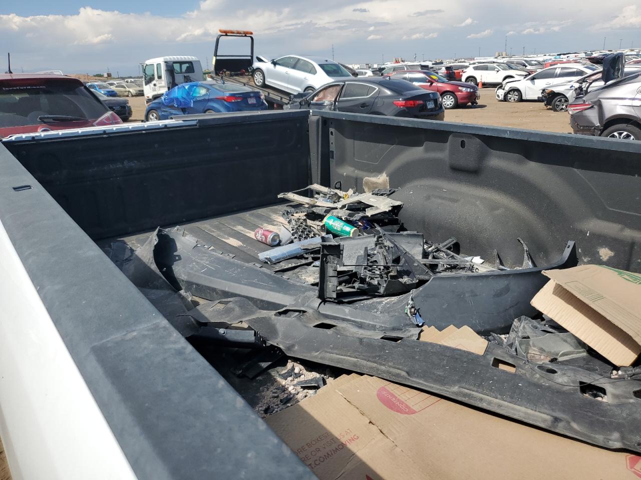 2018 RAM 1500 VIN 3C6JR6DG3JG162696 Copart auction photo, front end damage thumbnail 11