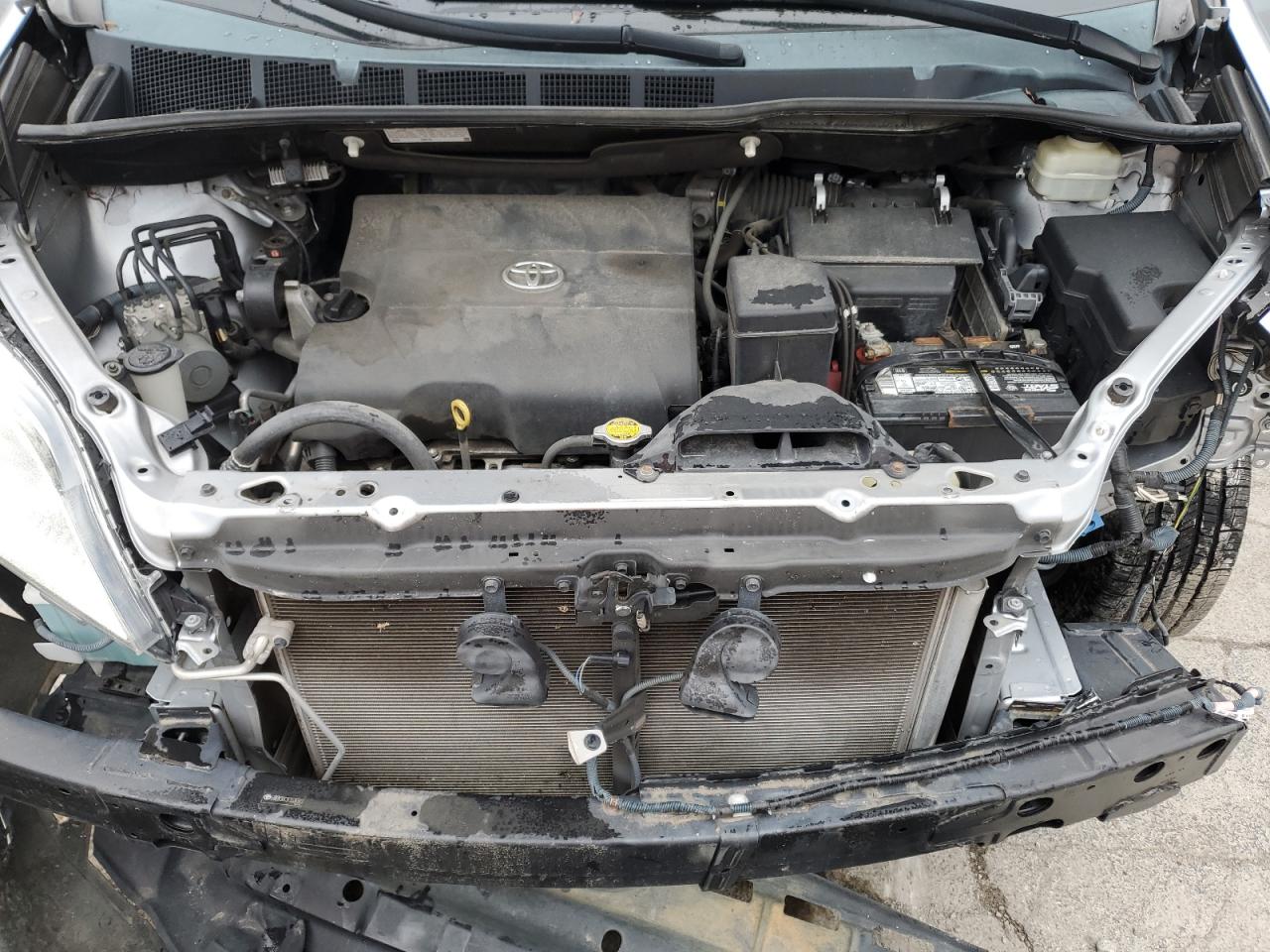 2015 Toyota Sienna VIN 5TDZK3DC3FS536583 Copart auction photo, front end damage thumbnail 12