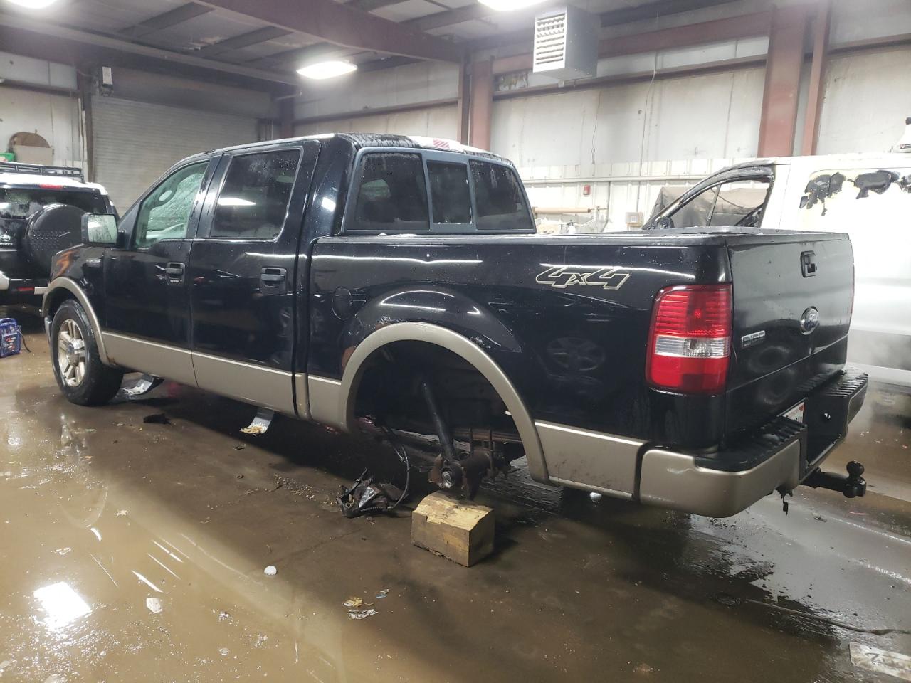 2006 Ford F-150 VIN 1FTPW14506FA54820 Copart auction photo, rear end damage thumbnail 2