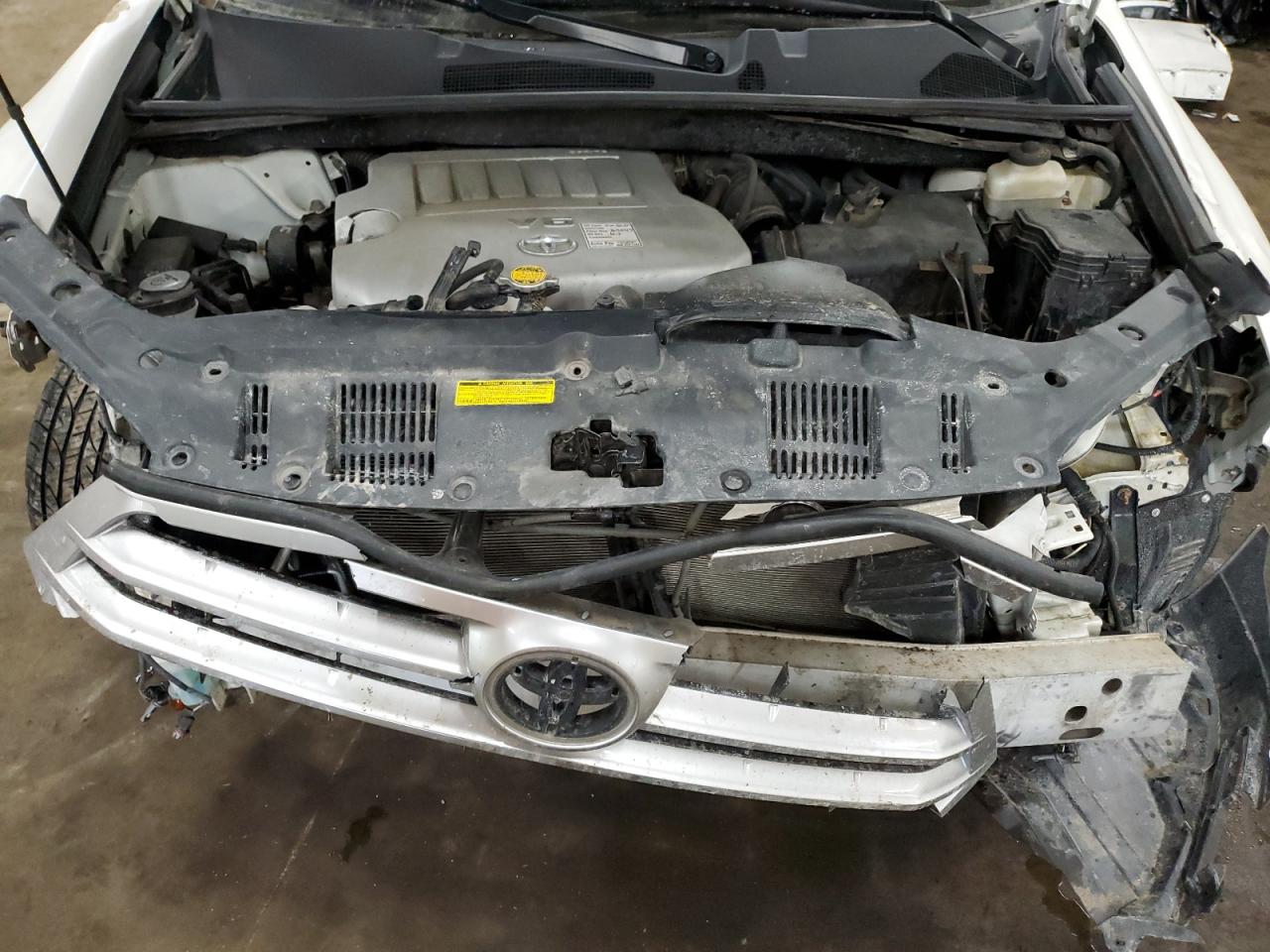 2011 Toyota Highlander VIN 5TDDK3EH7BS064791 Copart auction photo, front end / side damage thumbnail 12