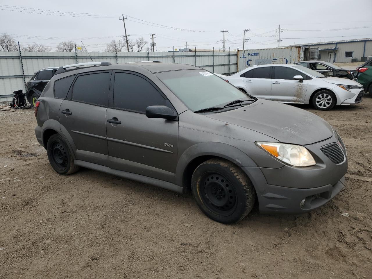 2006 Pontiac Vibe VIN 5Y2SL658X6Z409726 Copart auction photo, front end / side damage thumbnail 4