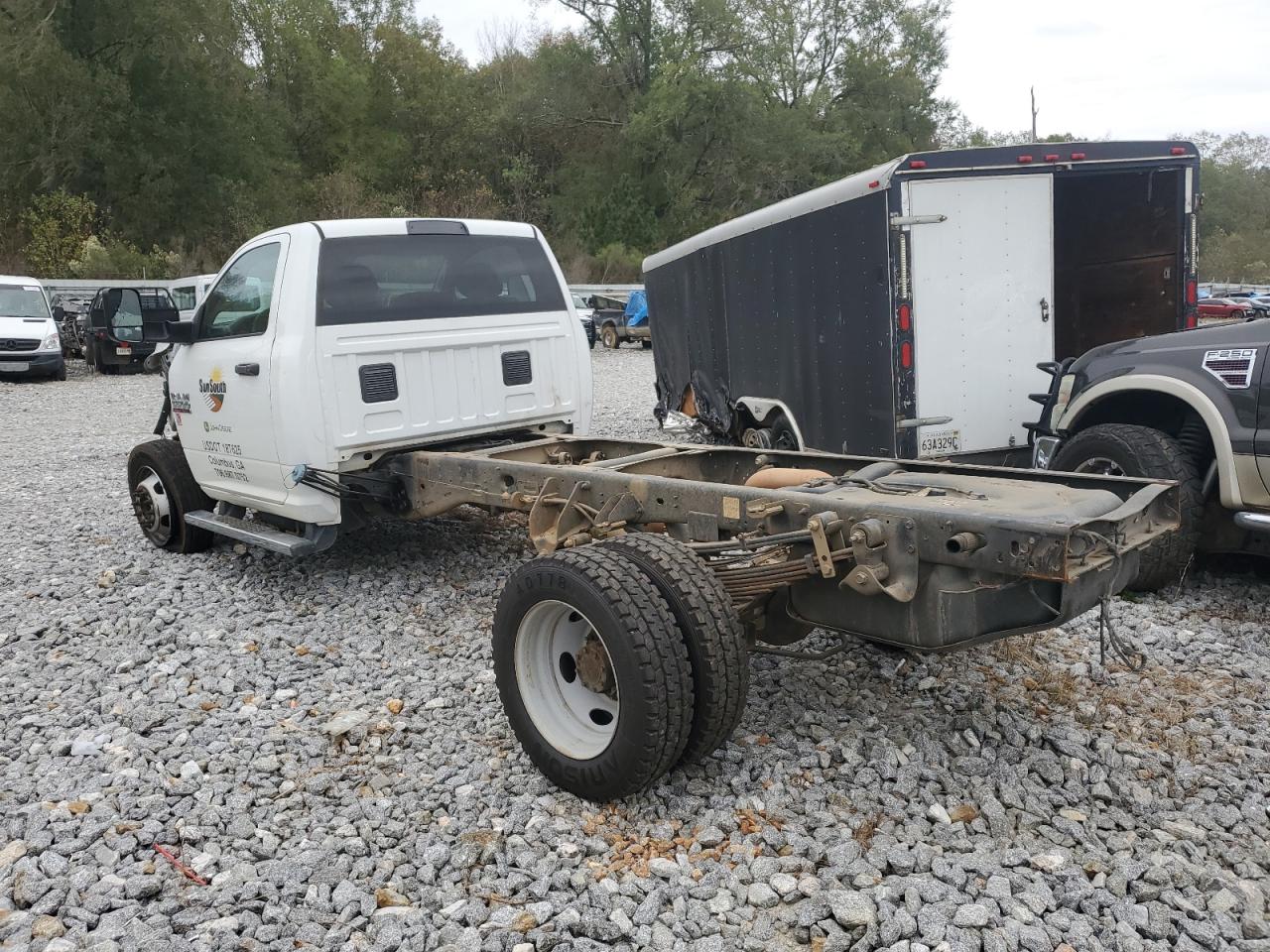 2014 RAM 5500 VIN 3C7WRNBL4EG107644 Copart auction photo, front end / rear end damage thumbnail 2