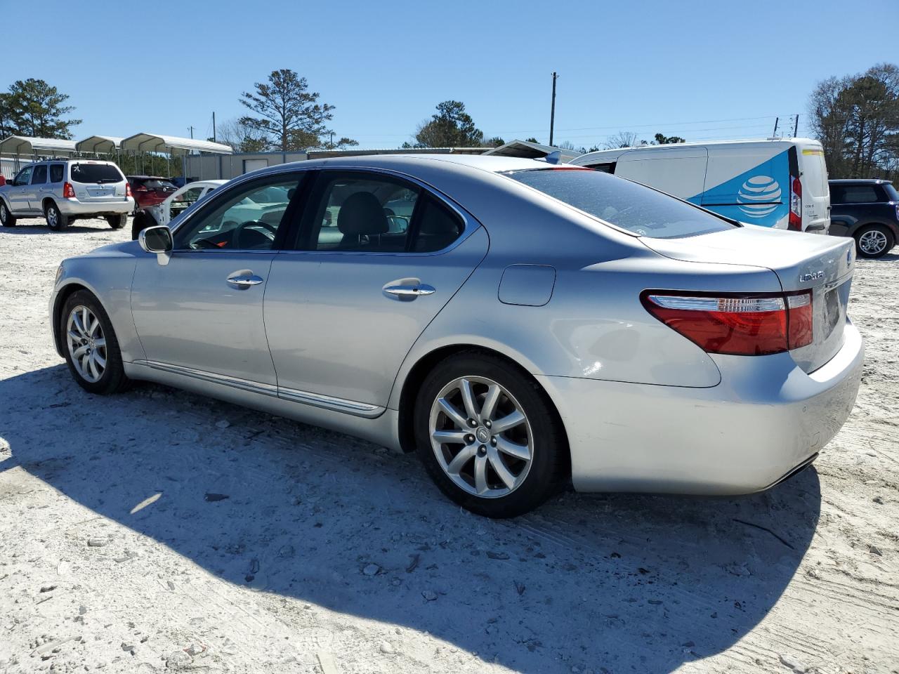 2008 Lexus LS VIN JTHBL46F285075475 Copart auction photo, minor dent/scratches damage thumbnail 2