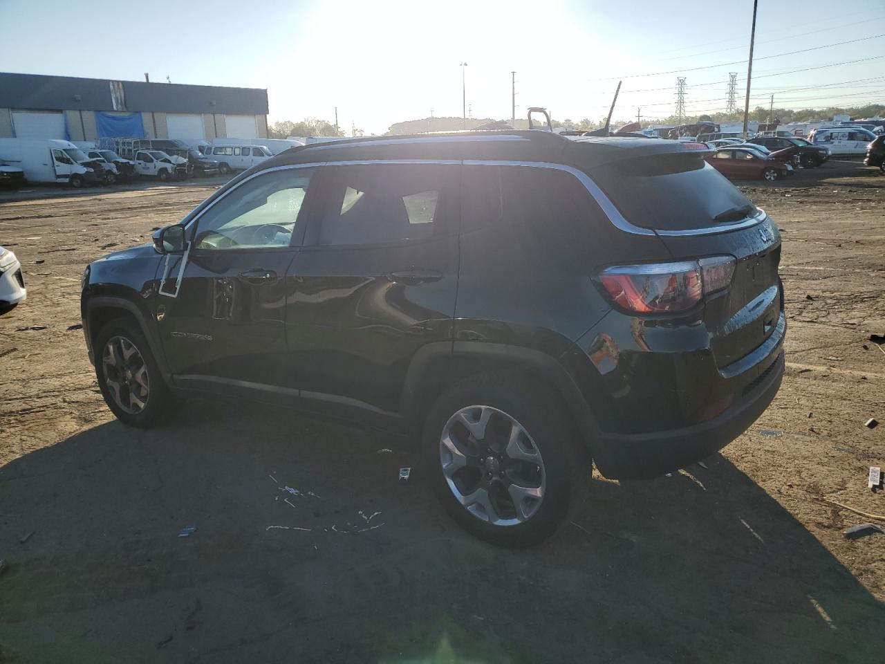2018 Jeep Compass VIN 3C4NJDCB2JT499749 Copart auction photo, front end damage thumbnail 2