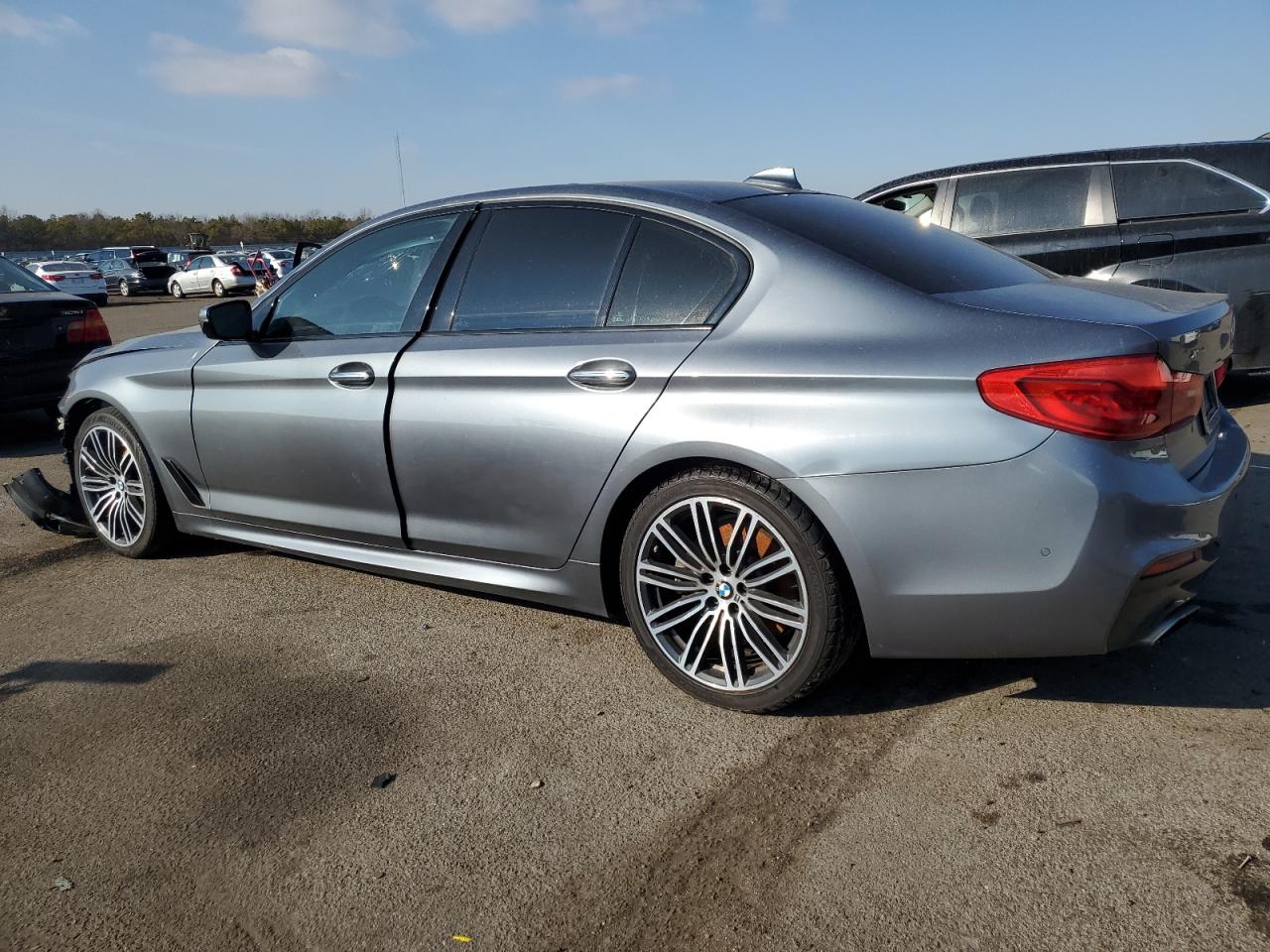 2019 BMW 5er VIN WBAJE7C52KWD53894 Copart auction photo, front end / minor dent/scratches damage thumbnail 2