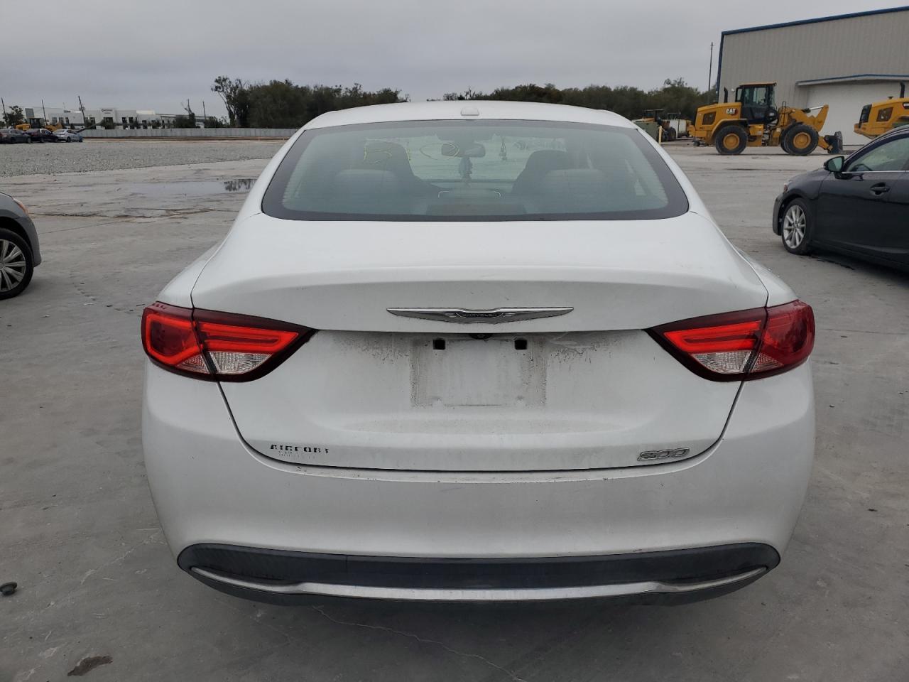 2015 Chrysler 200 VIN 1C3CCCAB2FN646050 Copart auction photo, front end damage thumbnail 6