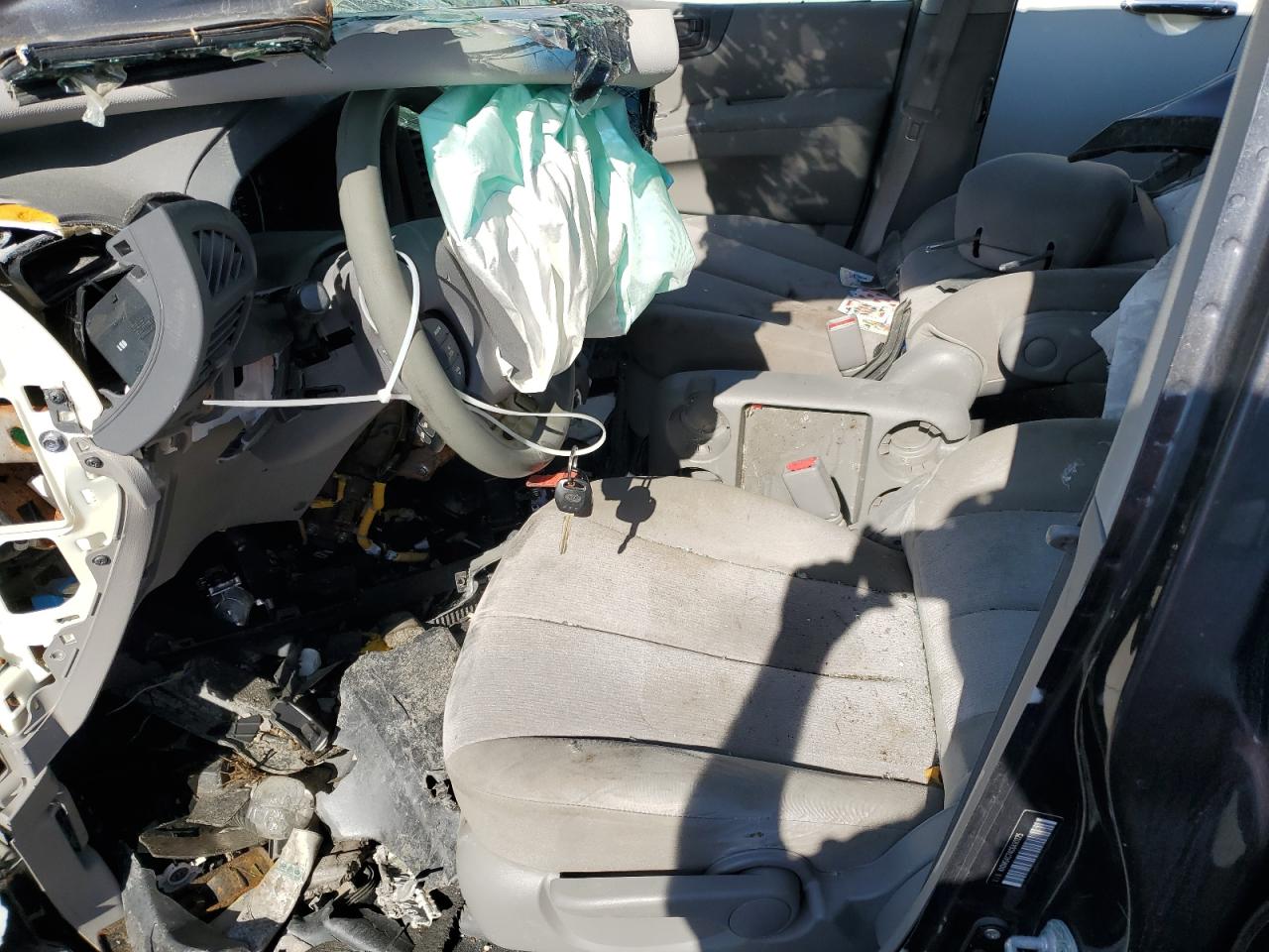 2012 KIA Sedona VIN KNDMG4C74C6490375 Copart auction photo, front end / side damage thumbnail 7