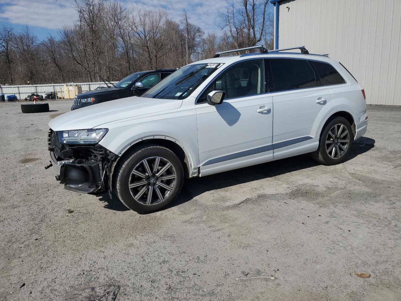 2017 Audi Q7 VIN WA1LAAF72HD029938