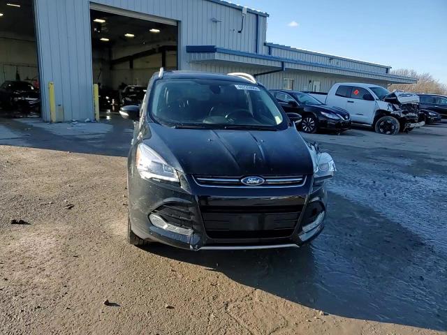 2016 Ford Escape VIN 1FMCU9JX2GUB06028 Copart auction photo, front end damage thumbnail 14