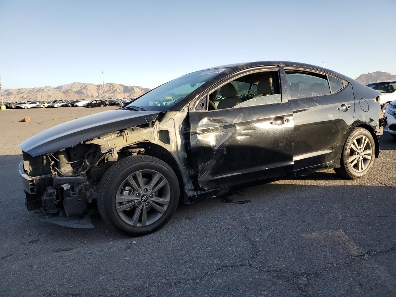 2018 Hyundai Elantra VIN 5NPD84LF3JH390372