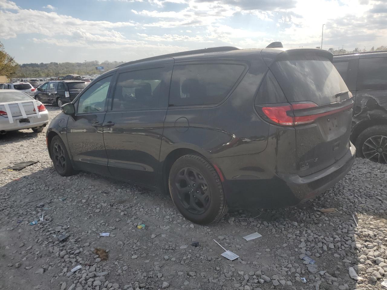 2021 Chrysler Pacifica VIN 2C4RC1R7XMR529357 Copart auction photo, front end damage thumbnail 2