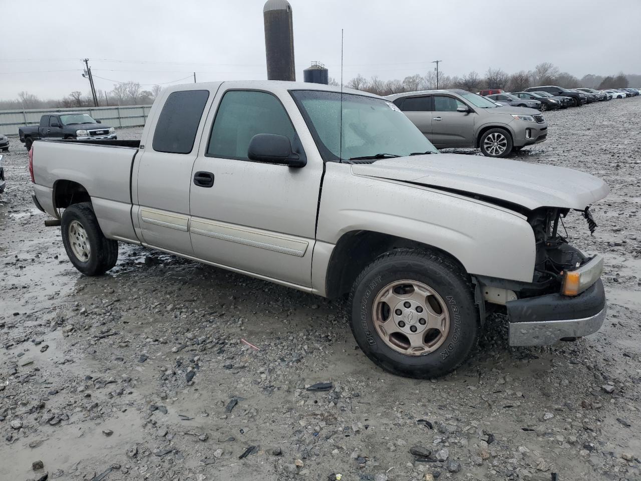 2004 Chevrolet Silverado VIN 2GCEC19V341265958 Copart auction photo, front end damage thumbnail 4