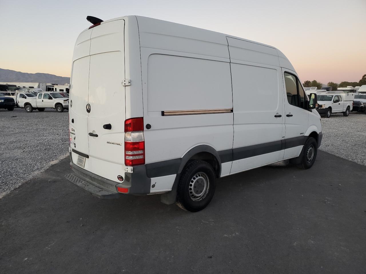 2014 Mercedes-Benz Sprinter VIN WD3PE7CC9E5917697 Copart auction photo, undercarriage damage thumbnail 3