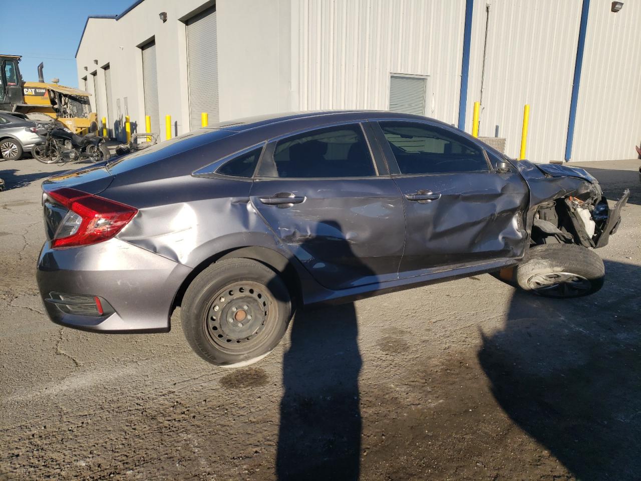 2021 Honda Civic VIN 2HGFC2F68MH531569 Copart auction photo, front end / side damage thumbnail 3