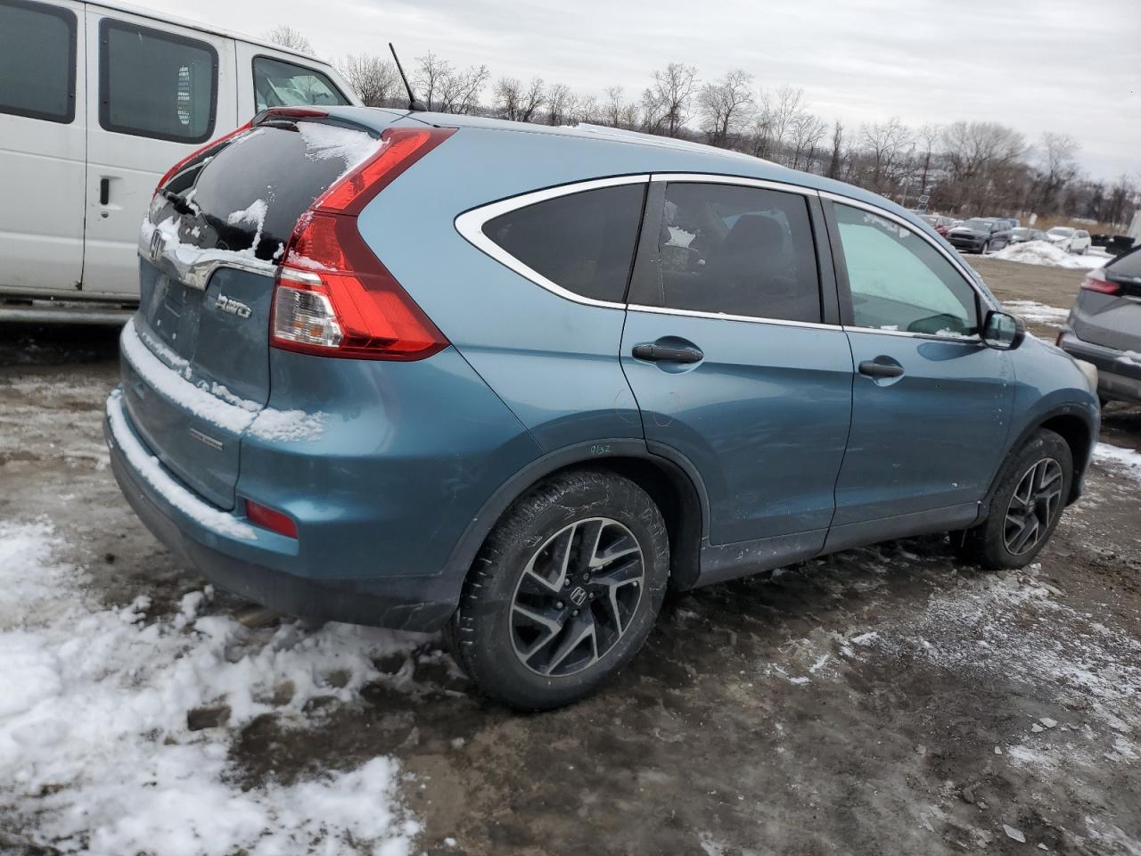 2016 Honda CR-V VIN 2HKRM4H49GH637055 Copart auction photo, side / undercarriage damage thumbnail 3
