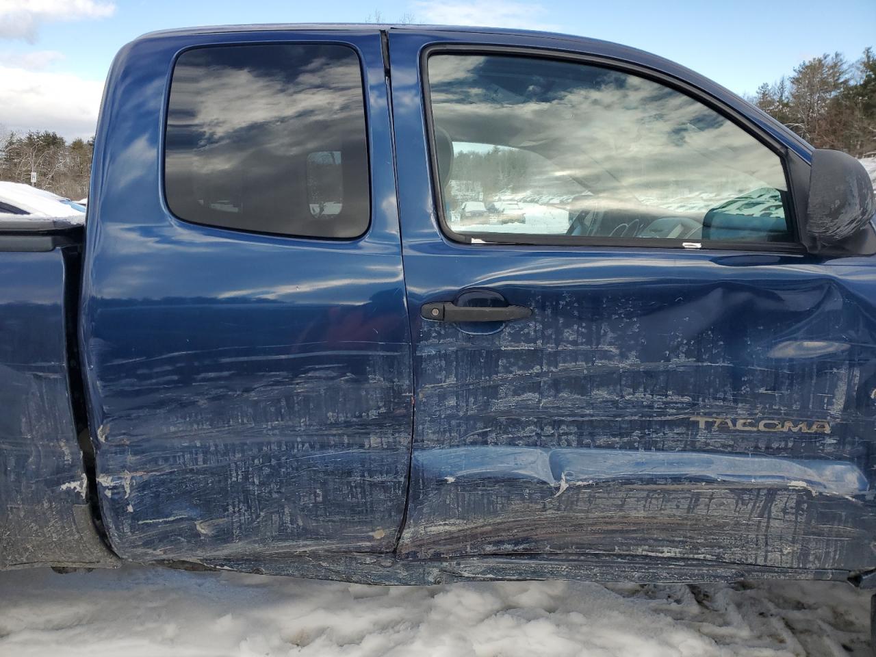 2007 Toyota Tacoma VIN 5TEUU42N77Z398663 Copart auction photo, side / front end damage thumbnail 10