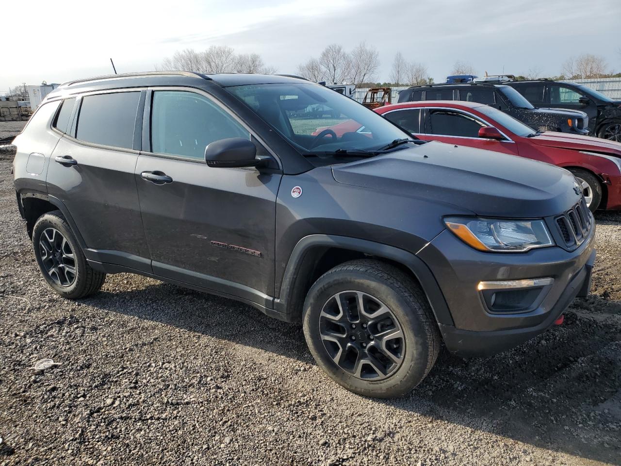 2019 Jeep Compass VIN 3C4NJDDB0KT739946 Copart auction photo, rear end / minor dent/scratches damage thumbnail 4