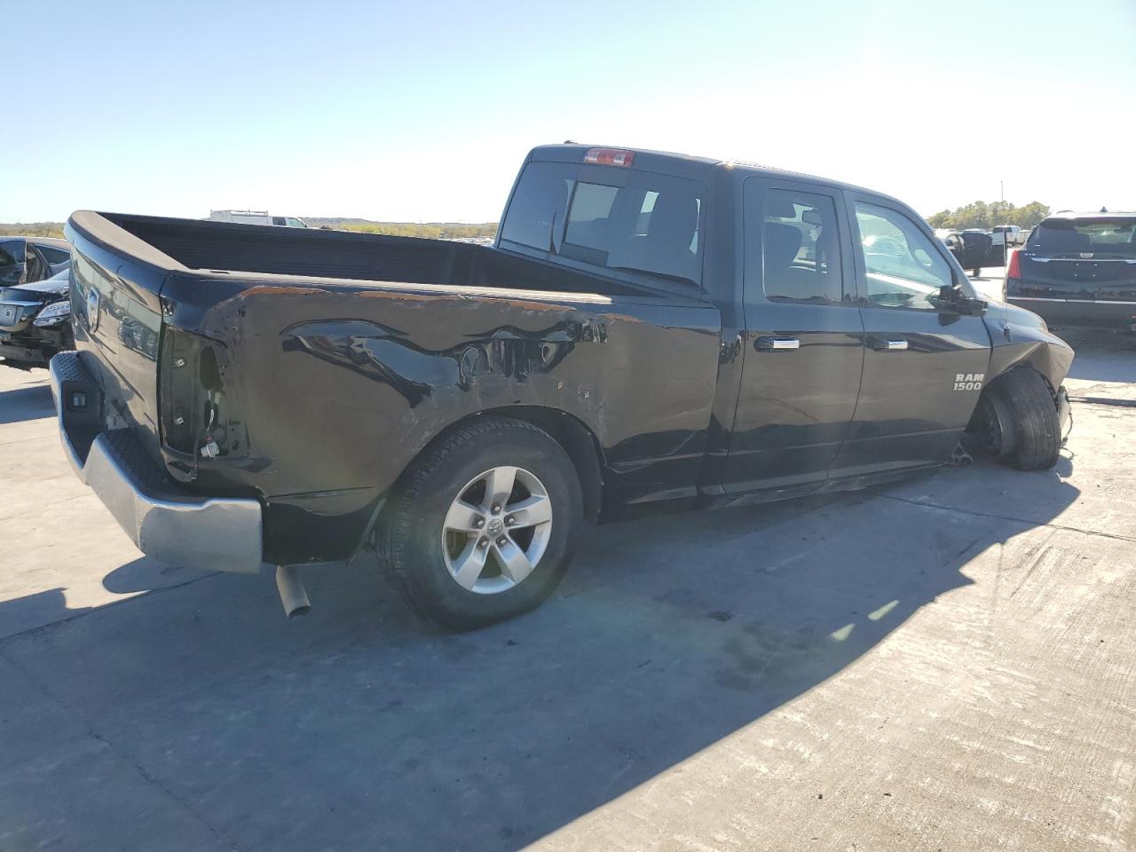 2015 RAM 1500 VIN 1C6RR6GG5FS552858 Copart auction photo, front end / side damage thumbnail 3