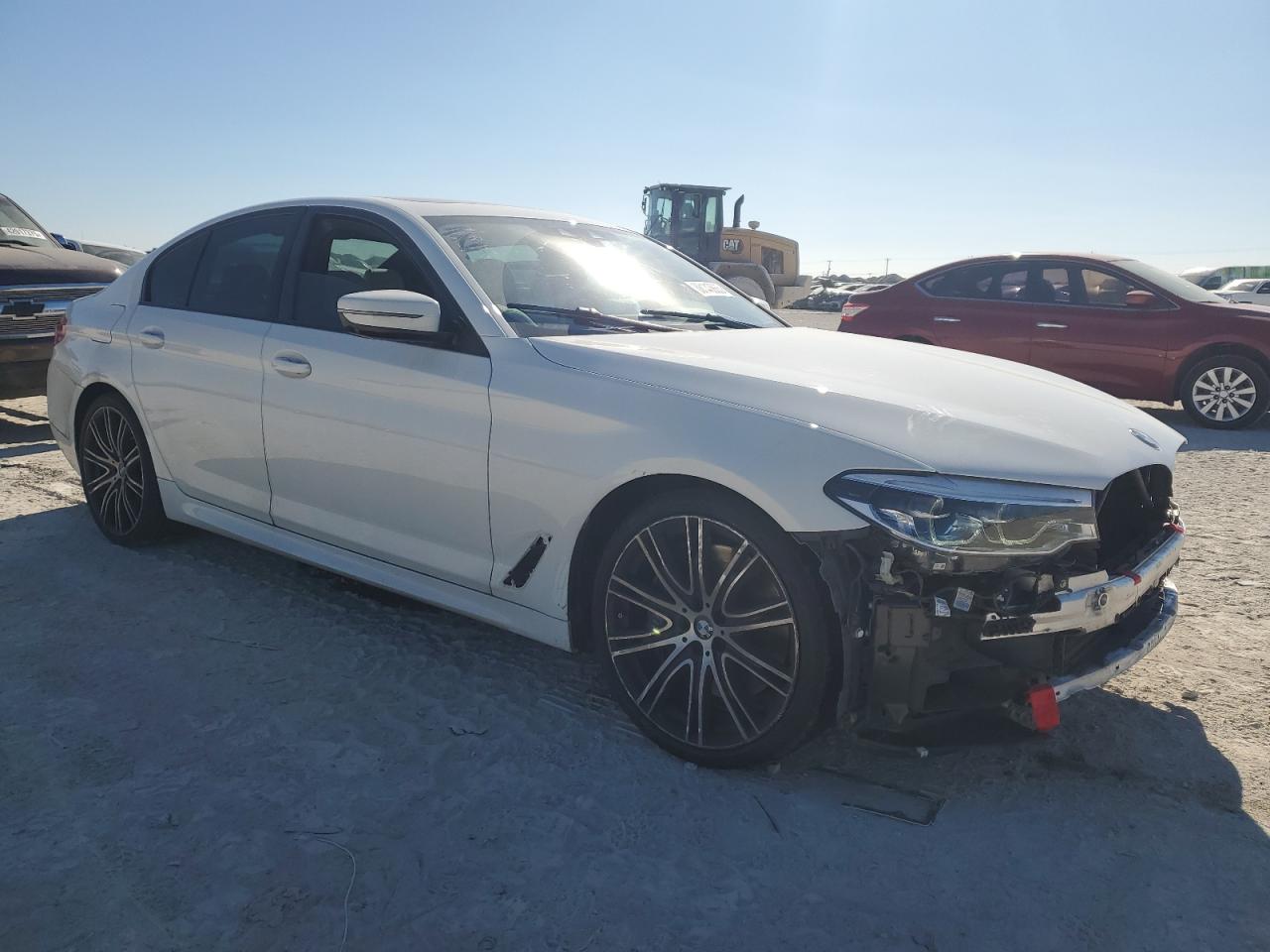 2019 BMW 5er VIN WBAJE5C55KWA98811 Copart auction photo, front end damage thumbnail 4