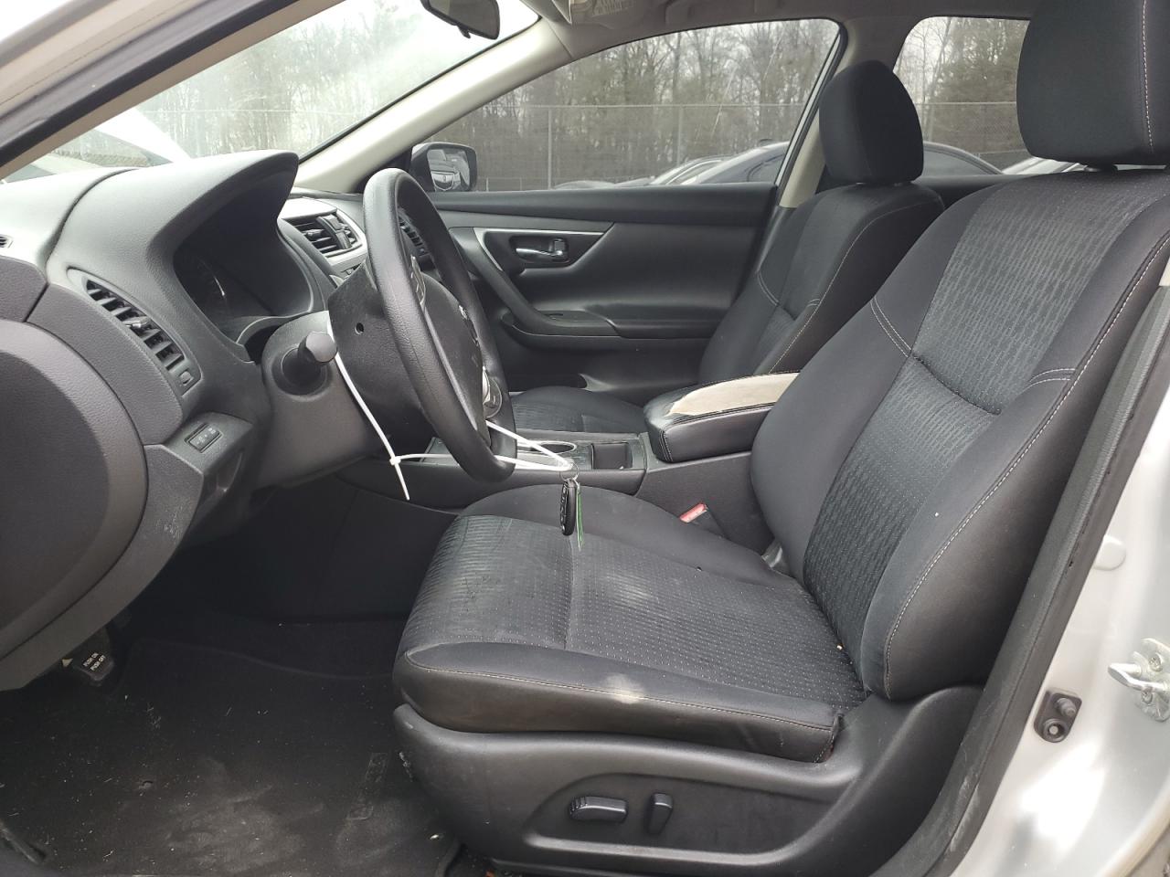 2016 Nissan Altima VIN 1N4AL3AP5GC209161 Copart auction photo, front end / minor dent/scratches damage thumbnail 7