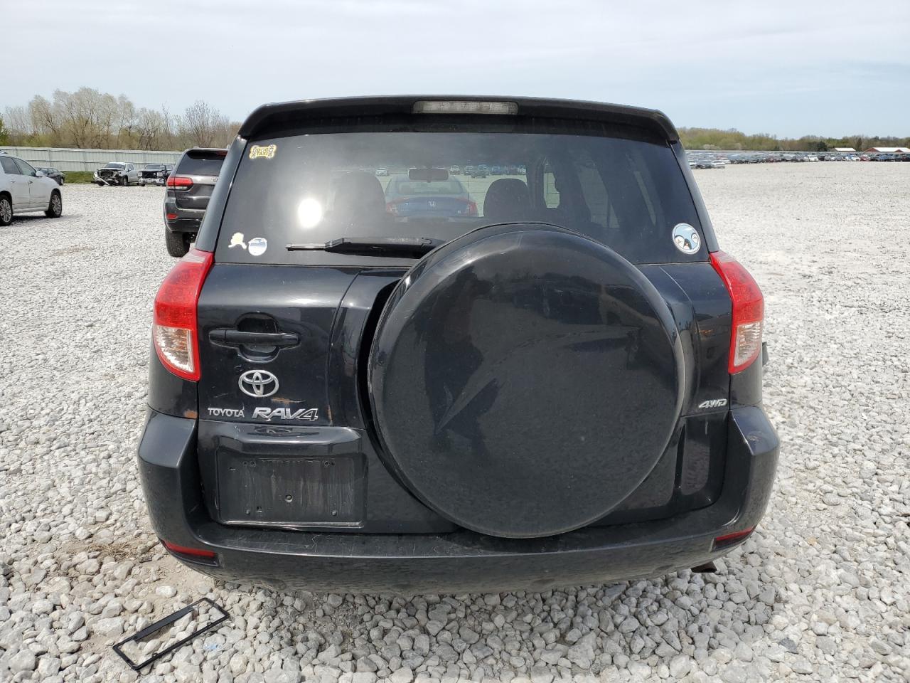 2007 Toyota RAV 4 VIN JTMBD33V476053636 Copart auction photo, front end damage thumbnail 6